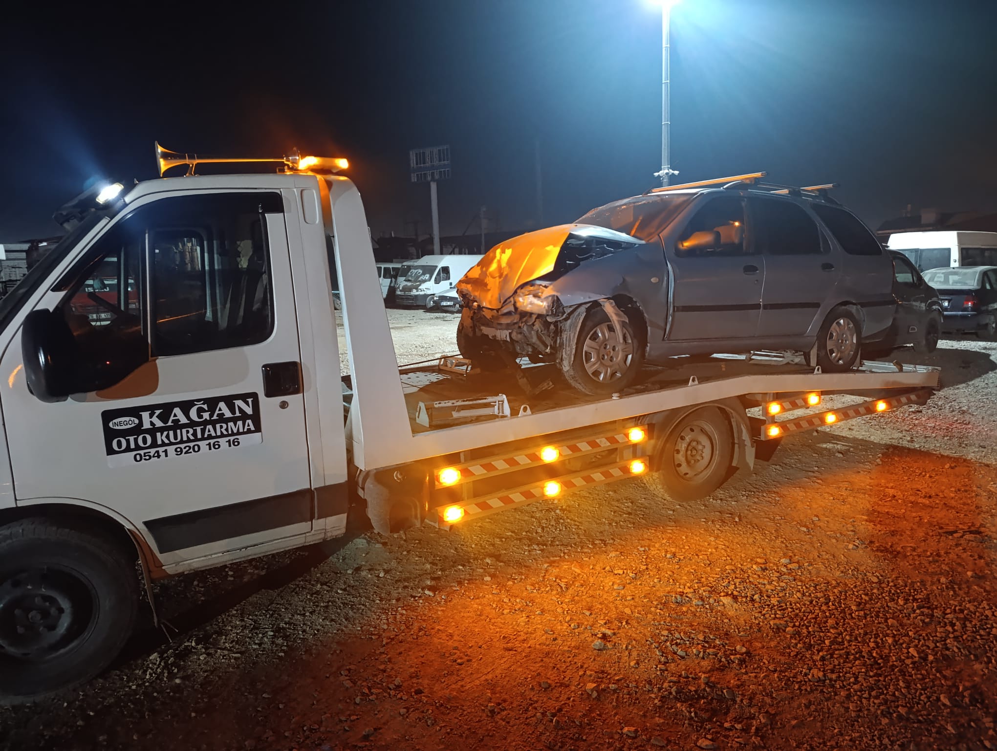 Oto Kurtarma - İnegöl oto kurtarıcı